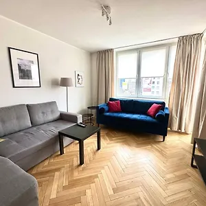 Ohmyhome - Platynowa Warszawa